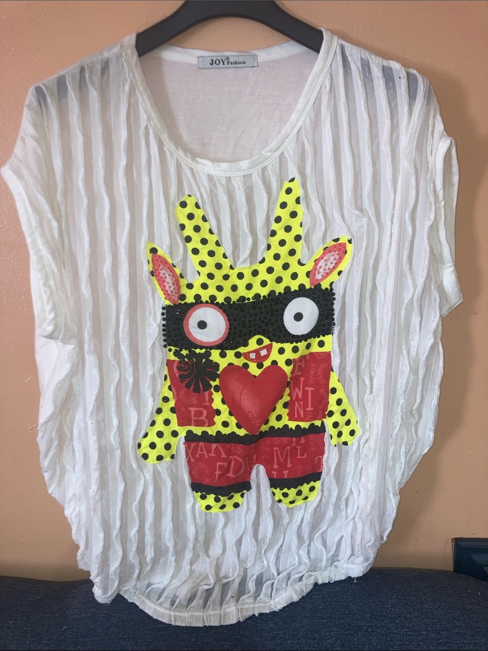Joy fashion White Short Sleeve Tee with Yellow Polka Dot Graphic